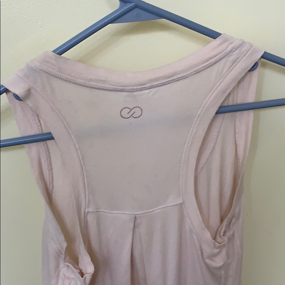 baby pink workout tank top - Picture 2 of 3